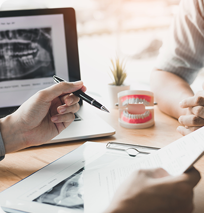 患者さまへの丁寧な説明とカウンセリング